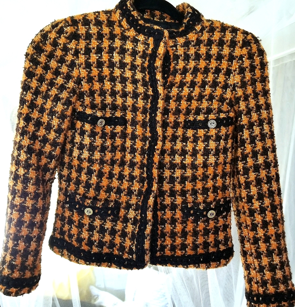 CH Carolina Herrera Cropped Jaket Blazer Size 4